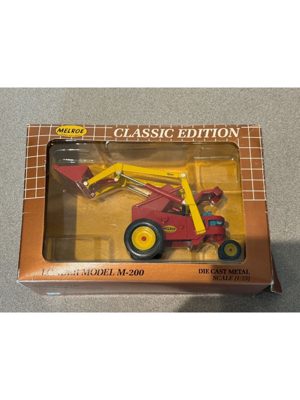 Melroe Classic Edition M-200 Loader by New Clover International 1/25 Scale NIB